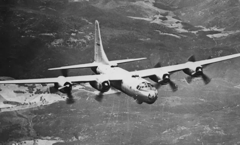 Consolidated B-32 Dominator