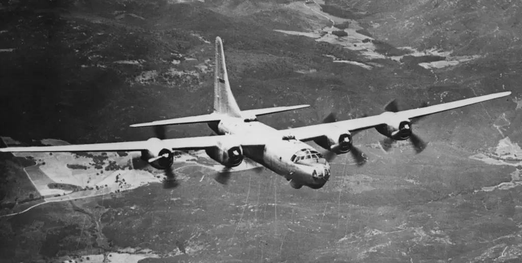 Consolidated B-32 Dominator